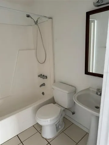 1207 3rd Avenue E Bradenton FL 34208