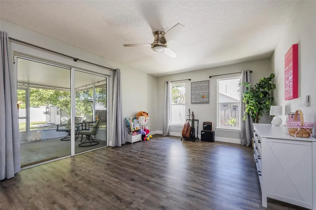 1734 Santiago Street Deland FL 32720