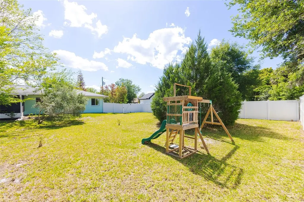 1734 Santiago Street Deland FL 32720