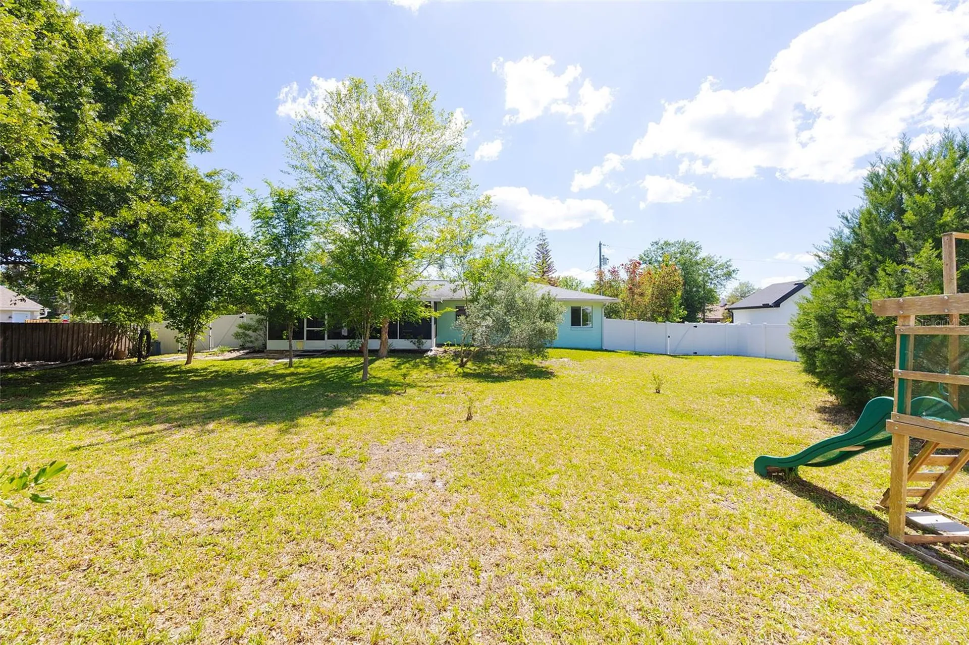 1734 Santiago Street Deland FL 32720