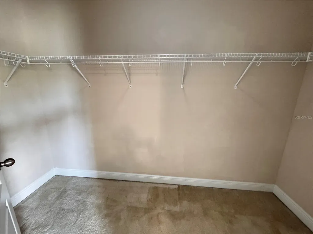 5335 Factors Walk Drive Sanford FL 32771