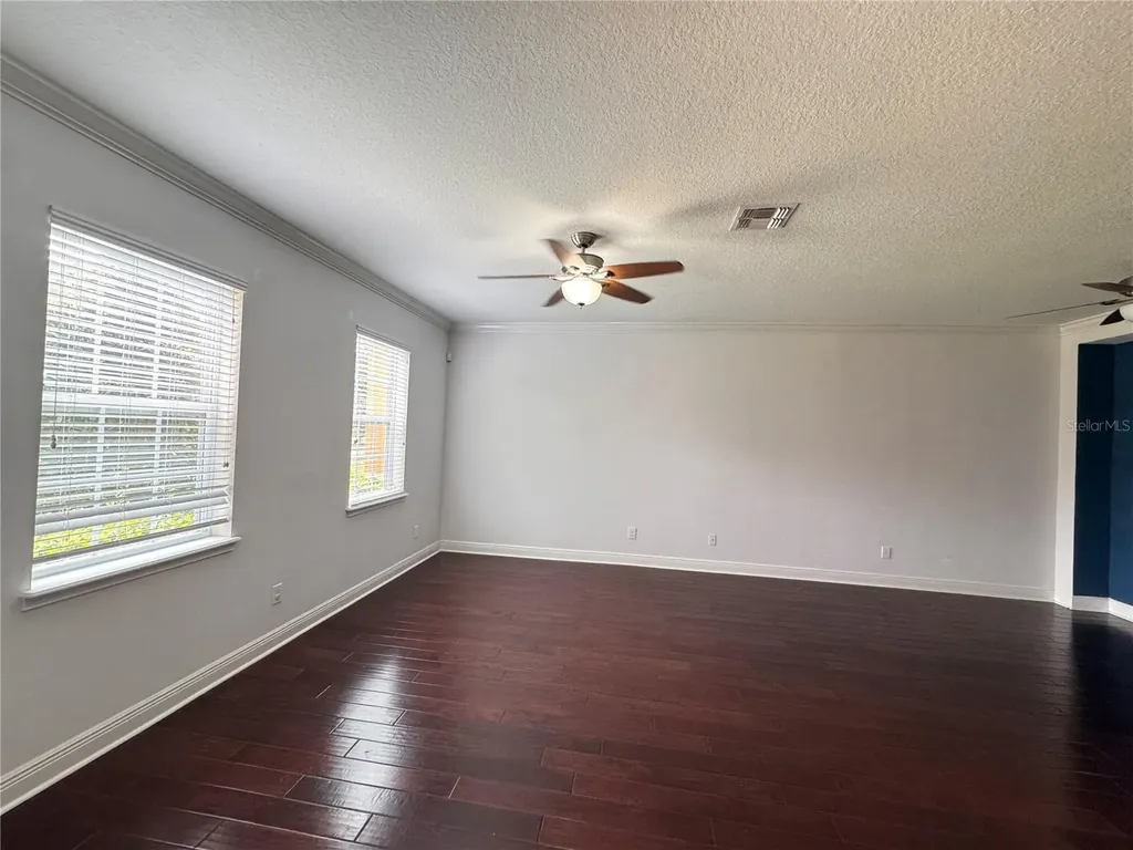5335 Factors Walk Drive Sanford FL 32771