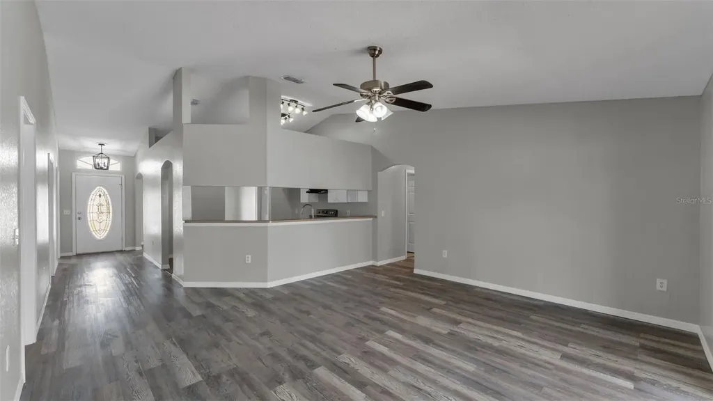 5284 English Drive Lakeland FL 33812