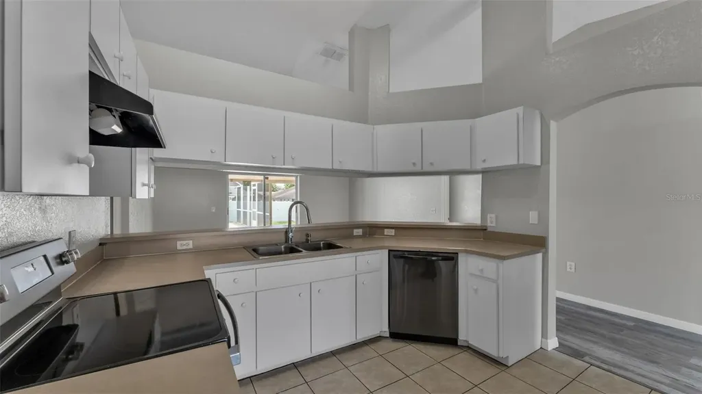 5284 English Drive Lakeland FL 33812