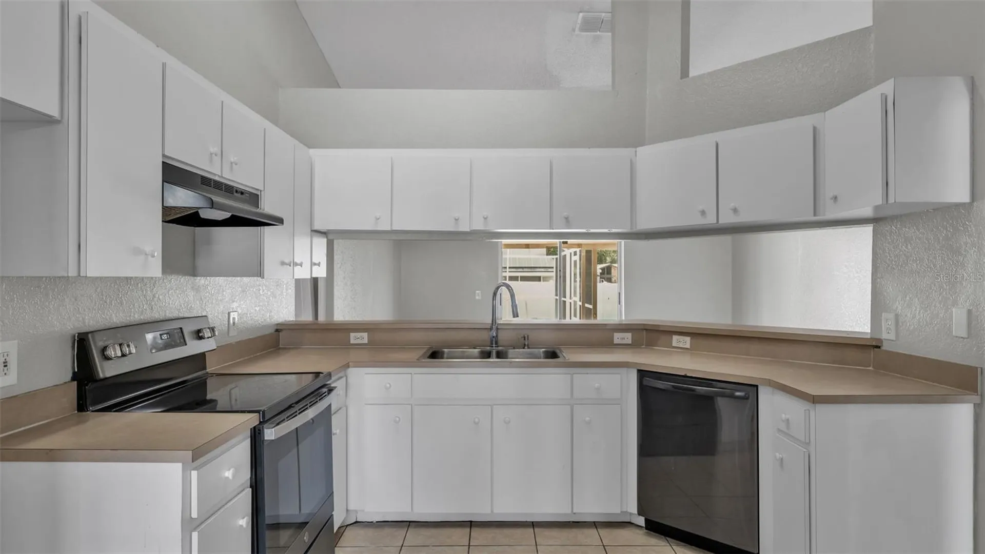 5284 English Drive Lakeland FL 33812