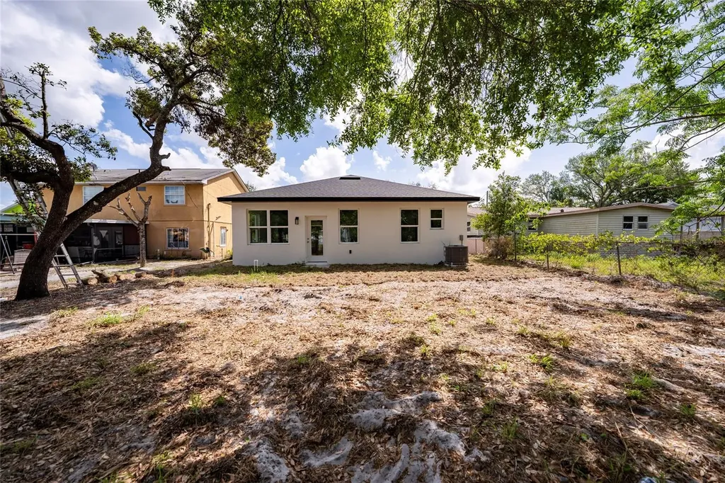 406 S Observatory Drive Orlando FL 32835
