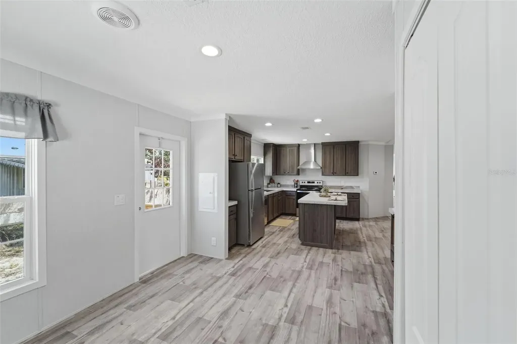 42051 Cherry Avenue Deland FL 32720