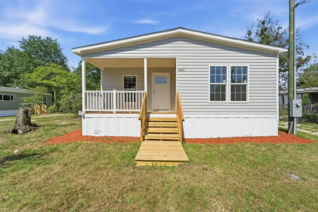 42051 Cherry Avenue Deland FL 32720