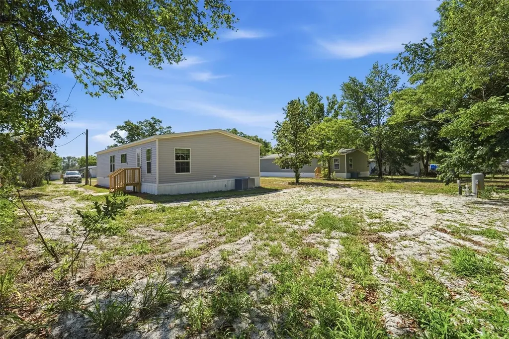 42051 Cherry Avenue Deland FL 32720