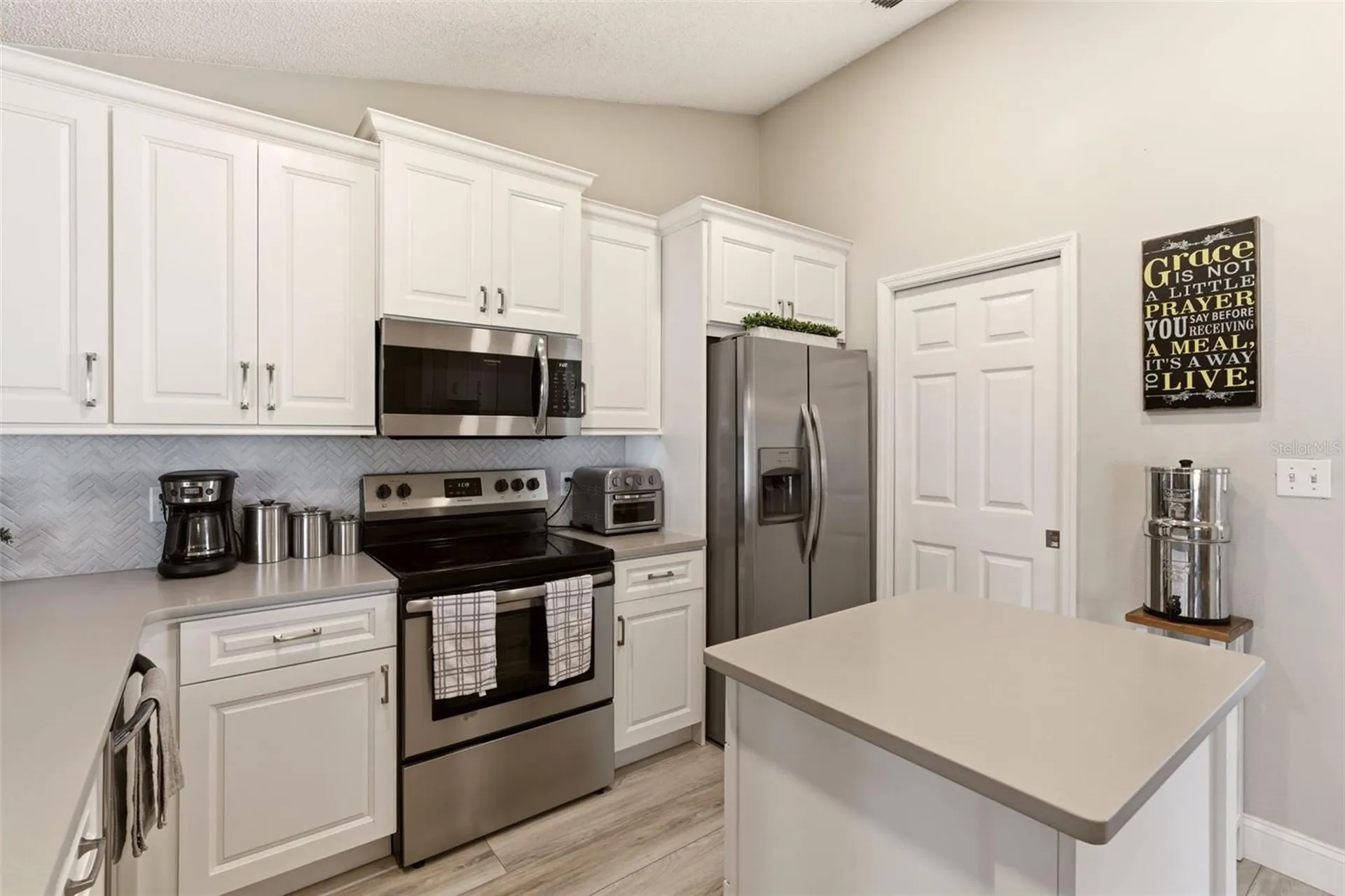 1284 Azora Drive Deltona FL 32725