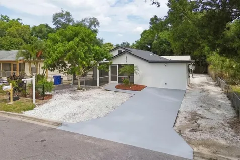 2216 12th Avenue W Bradenton FL 34205