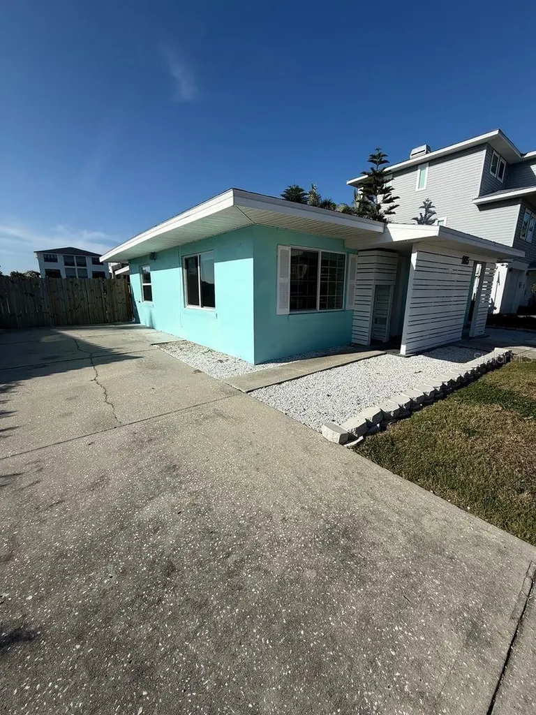 185 175th Terrace Drive E Redington Shores FL 33708