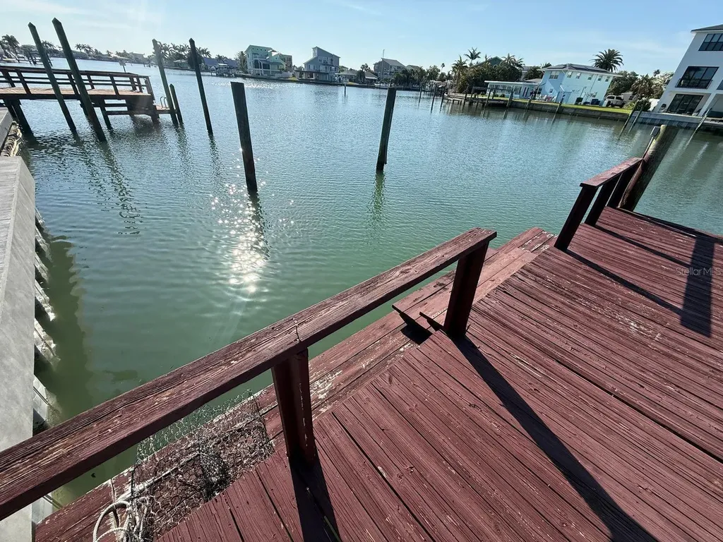 185 175th Terrace Drive E Redington Shores FL 33708