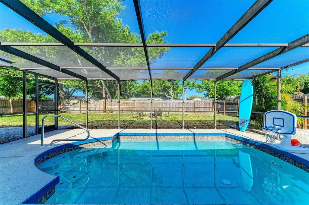 120 60th Street W Bradenton FL 34209