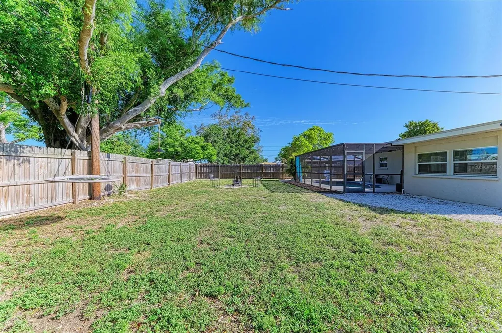 120 60th Street W Bradenton FL 34209