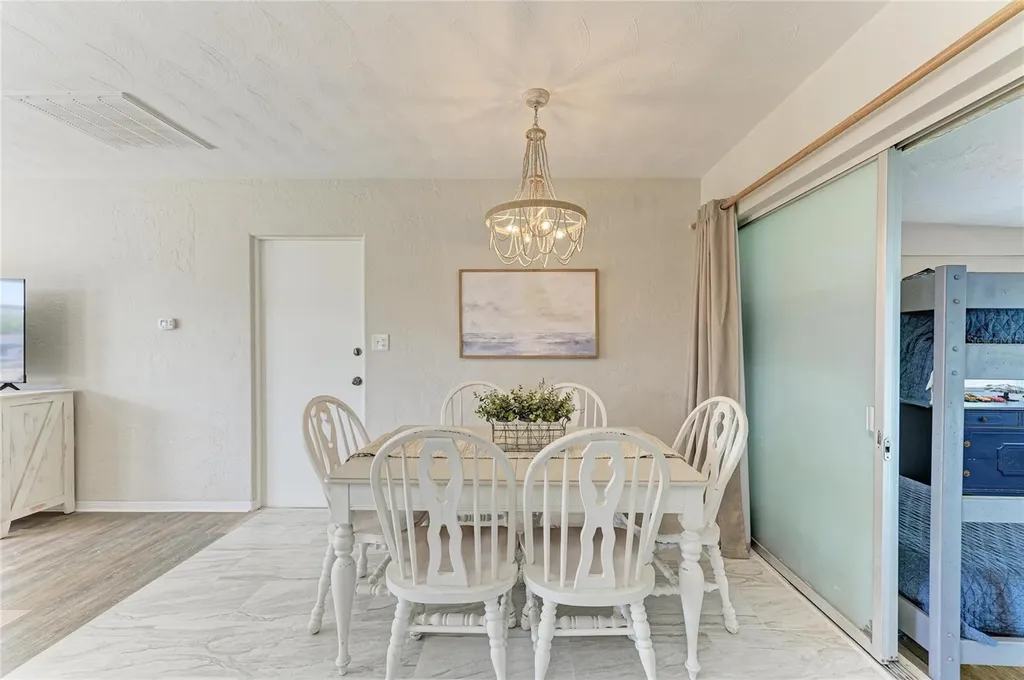 120 60th Street W Bradenton FL 34209