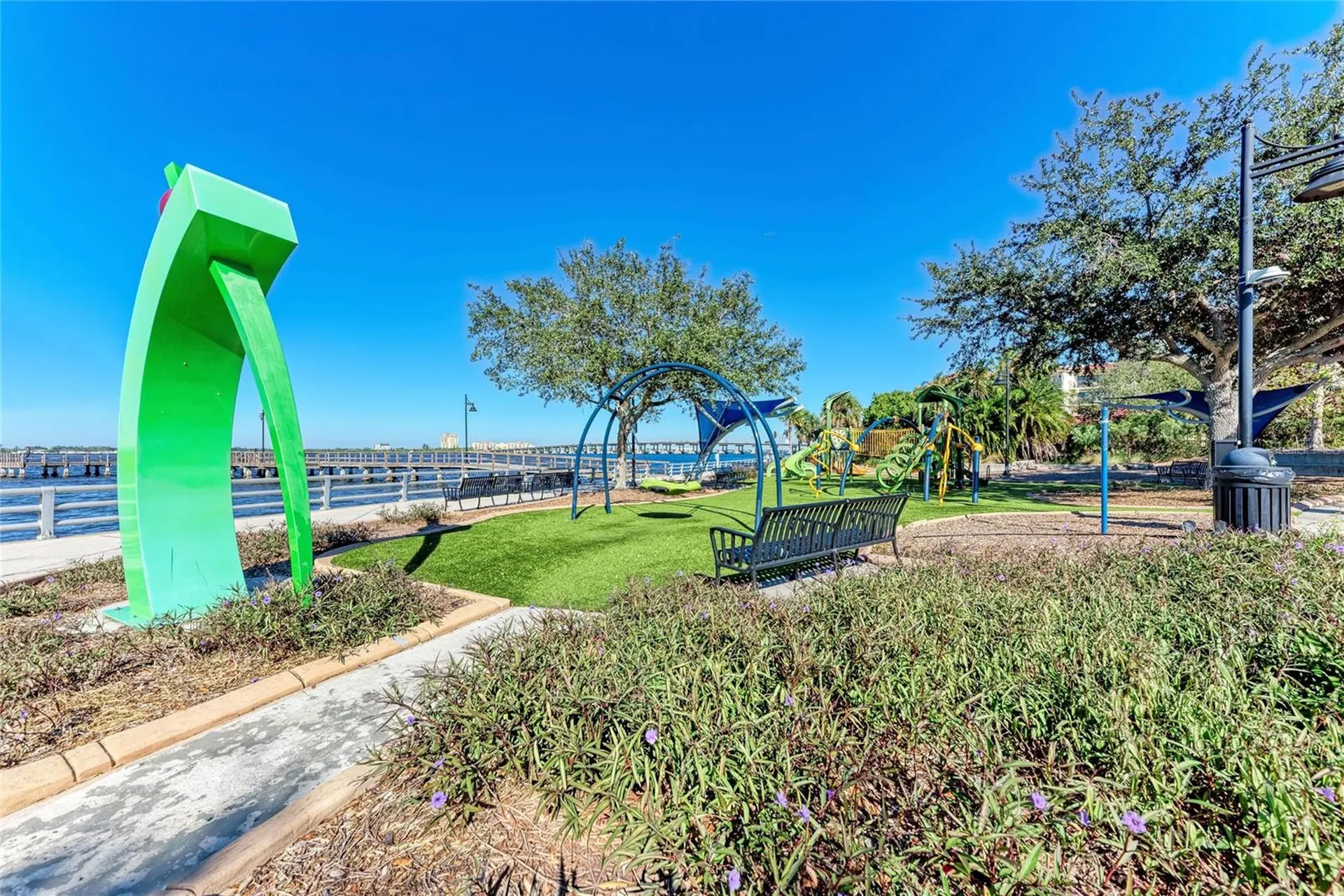 120 60th Street W Bradenton FL 34209