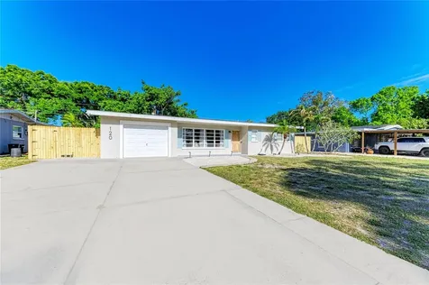 120 60th Street W Bradenton FL 34209