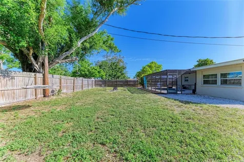 120 60th Street W Bradenton FL 34209