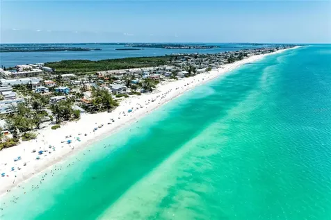 120 60th Street W Bradenton FL 34209