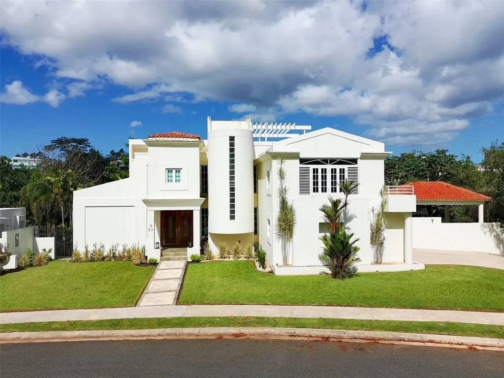 A21 Calle Poppy, Parque Forestal San Juan PR 00926