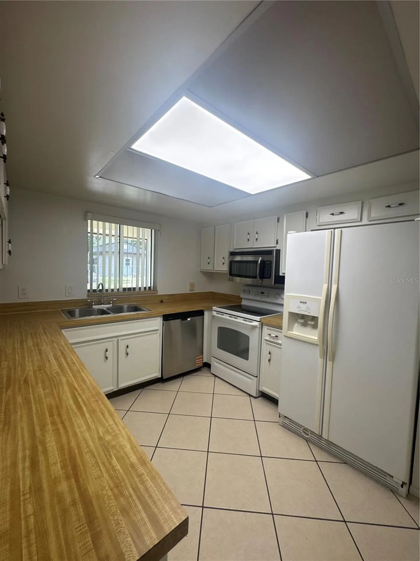 2329 Pine Tree Court Kissimmee FL 34744