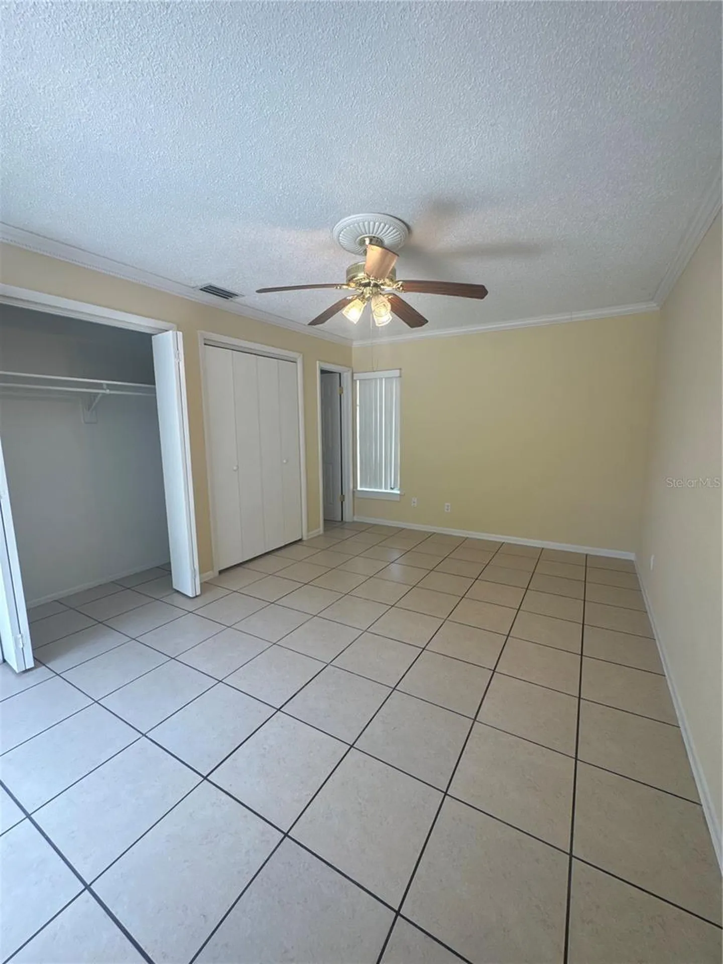 2329 Pine Tree Court Kissimmee FL 34744