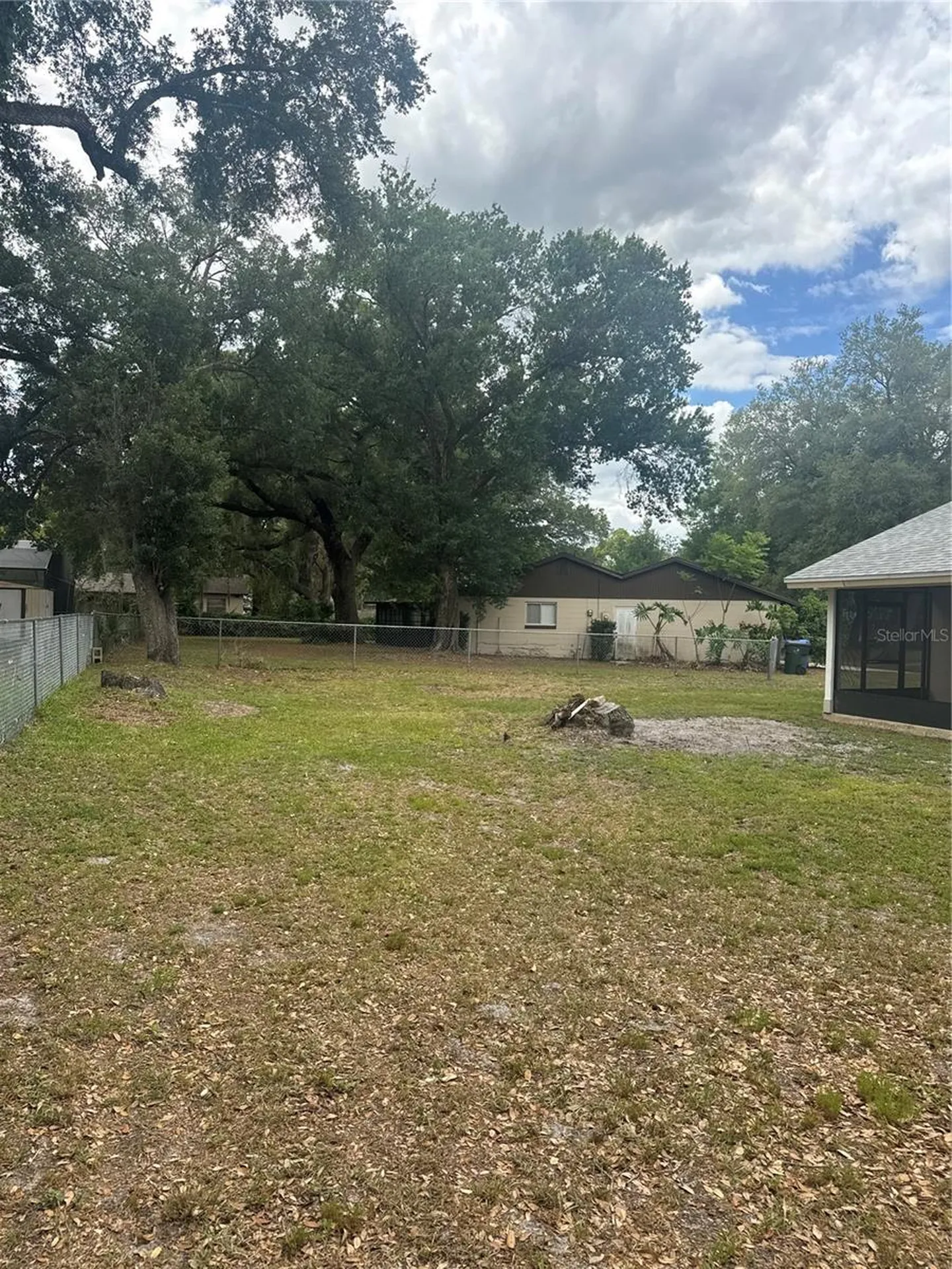 2329 Pine Tree Court Kissimmee FL 34744