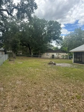 2329 Pine Tree Court Kissimmee FL 34744