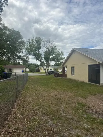 2329 Pine Tree Court Kissimmee FL 34744