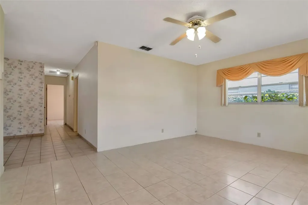7307 N Albany Avenue Tampa FL 33604