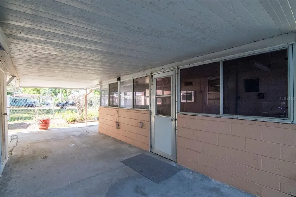 7307 N Albany Avenue Tampa FL 33604