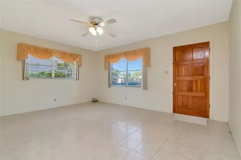 7307 N Albany Avenue Tampa FL 33604
