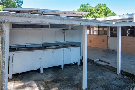 7307 N Albany Avenue Tampa FL 33604