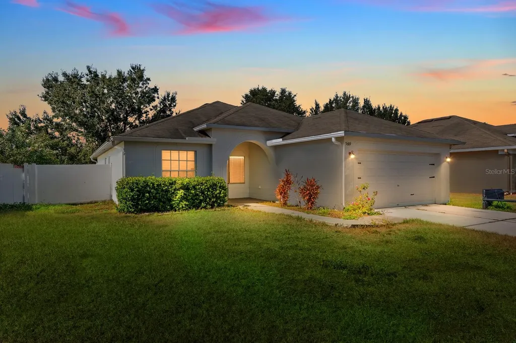 3609 Trapnell Grove Loop Plant City FL 33567