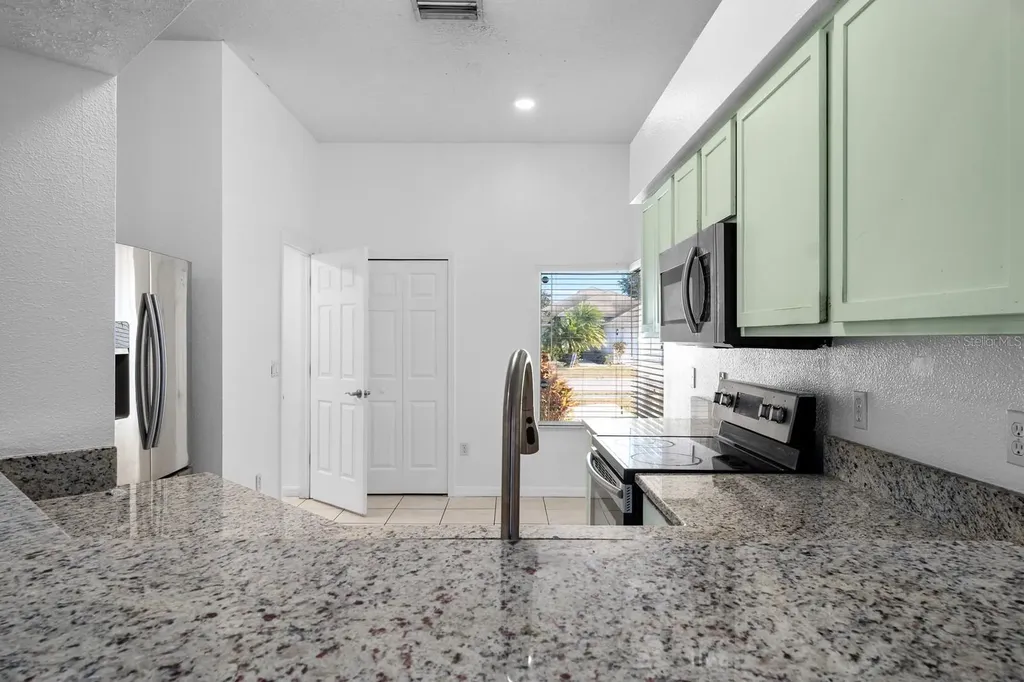 3609 Trapnell Grove Loop Plant City FL 33567