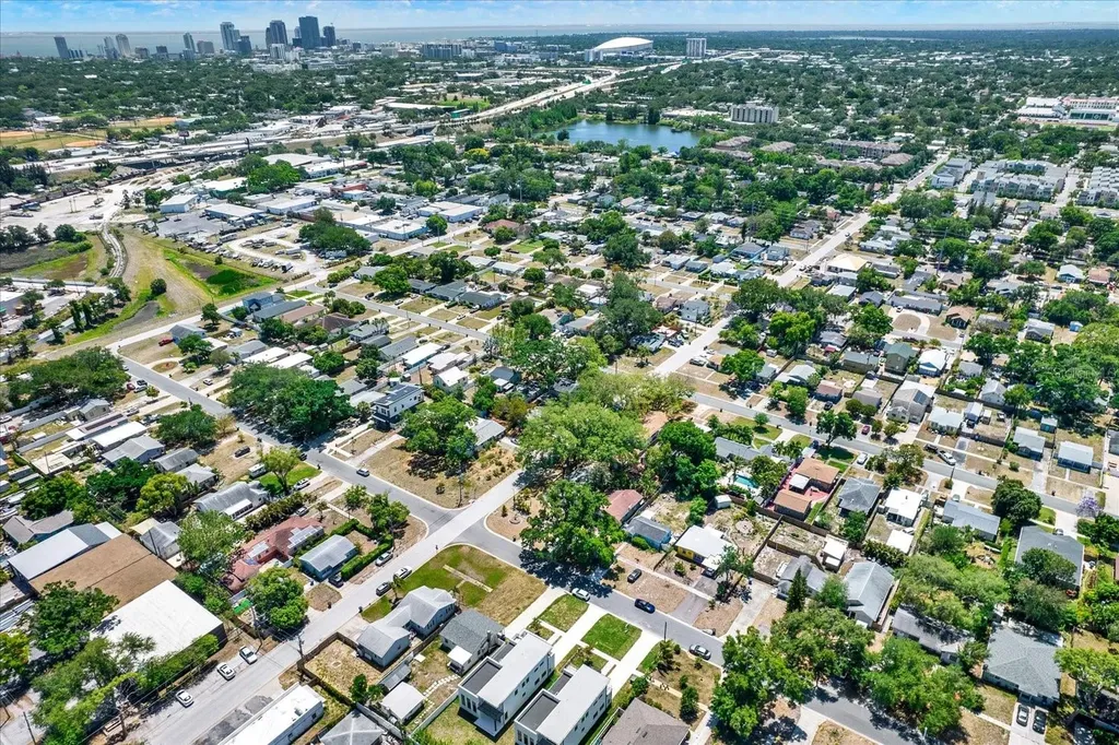 2521 18th Avenue N St Petersburg FL 33713