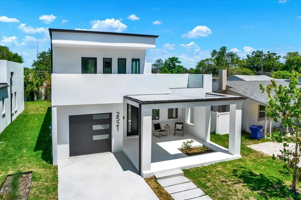 2521 18th Avenue N St Petersburg FL 33713