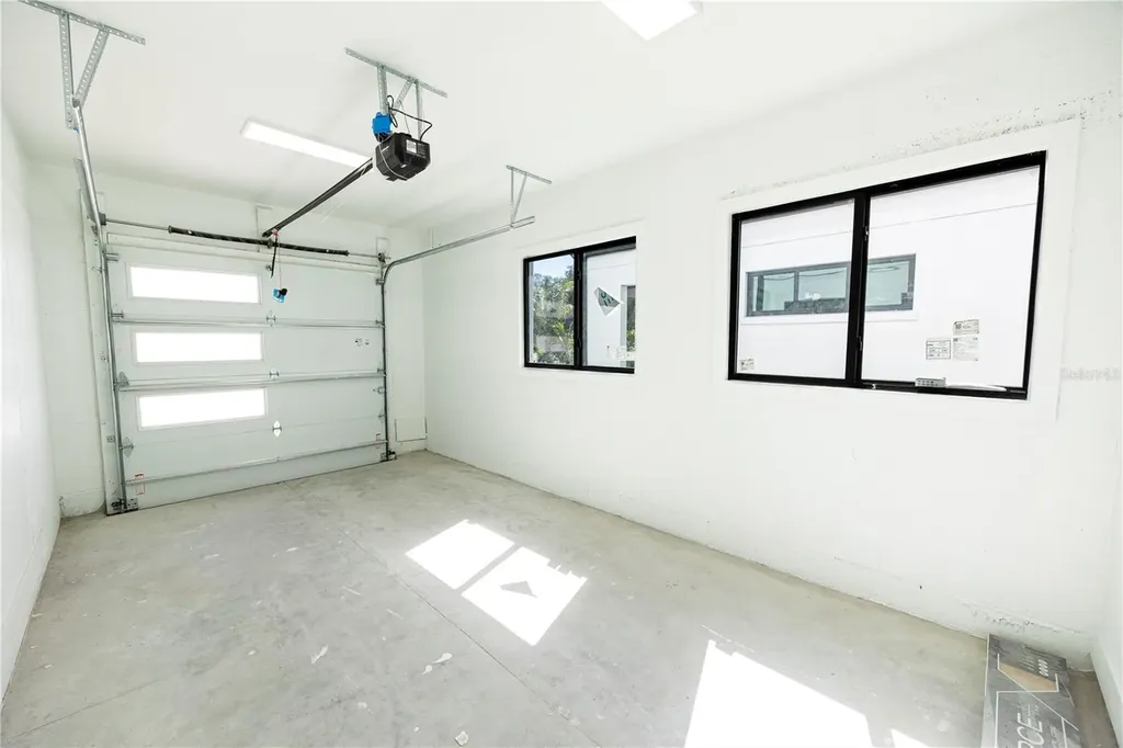 2521 18th Avenue N St Petersburg FL 33713