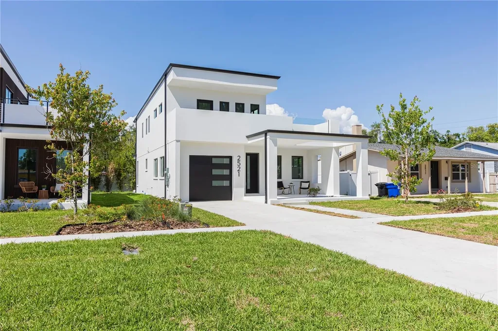 2521 18th Avenue N St Petersburg FL 33713