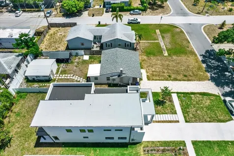 2521 18th Avenue N St Petersburg FL 33713