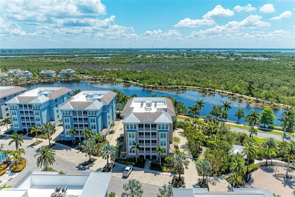 395 Aruba Circle Bradenton FL 34209