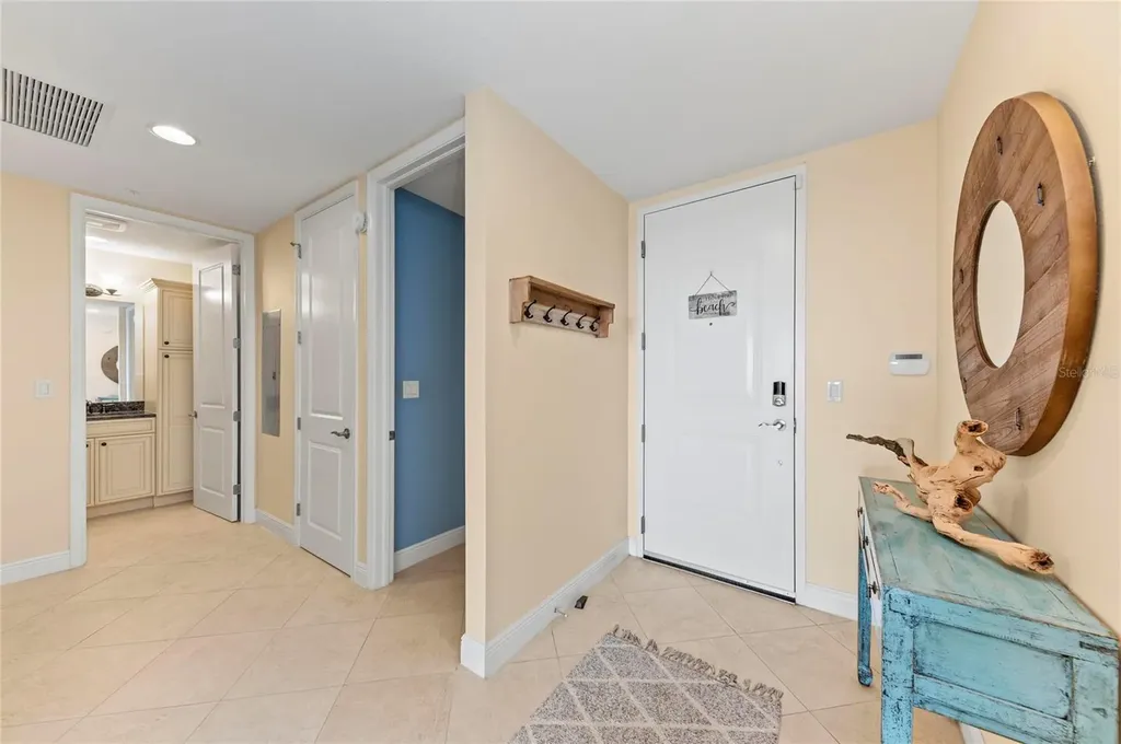 395 Aruba Circle Bradenton FL 34209