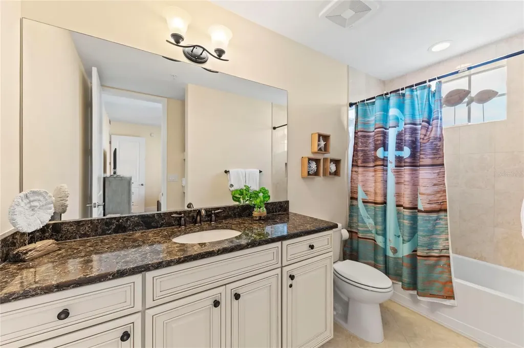 395 Aruba Circle Bradenton FL 34209