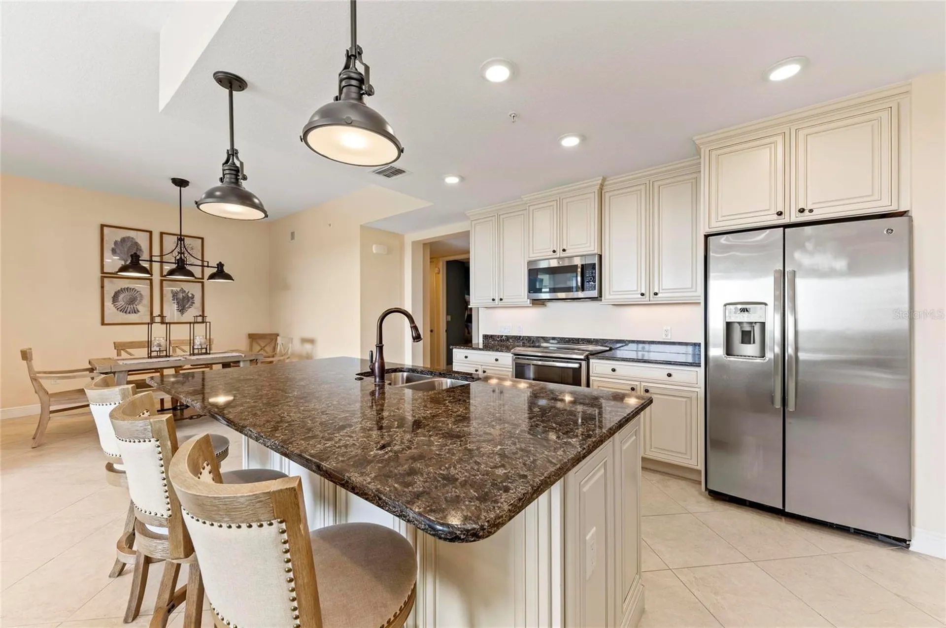 395 Aruba Circle Bradenton FL 34209