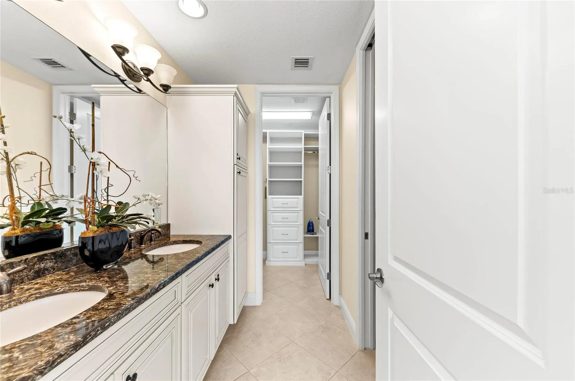 395 Aruba Circle Bradenton FL 34209
