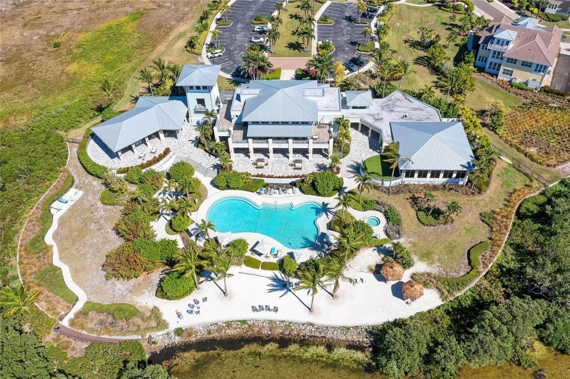 395 Aruba Circle Bradenton FL 34209