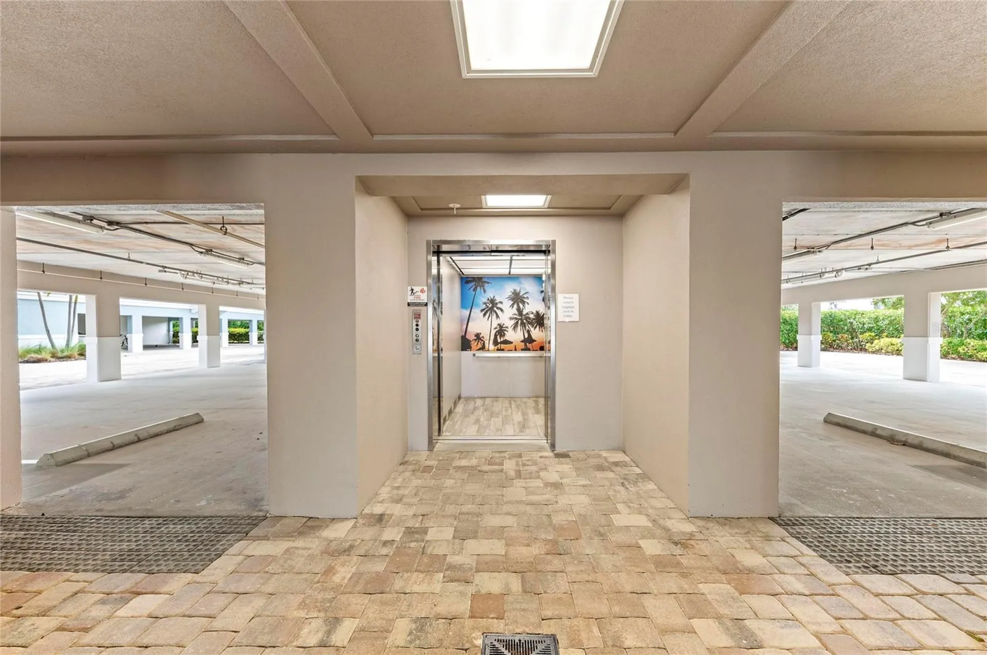 395 Aruba Circle Bradenton FL 34209