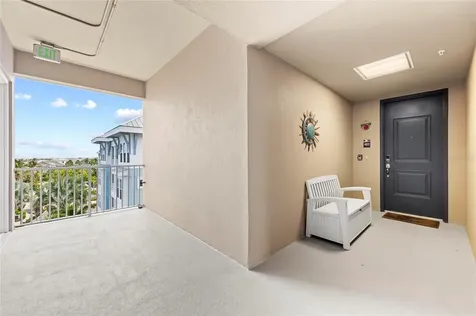 395 Aruba Circle Bradenton FL 34209