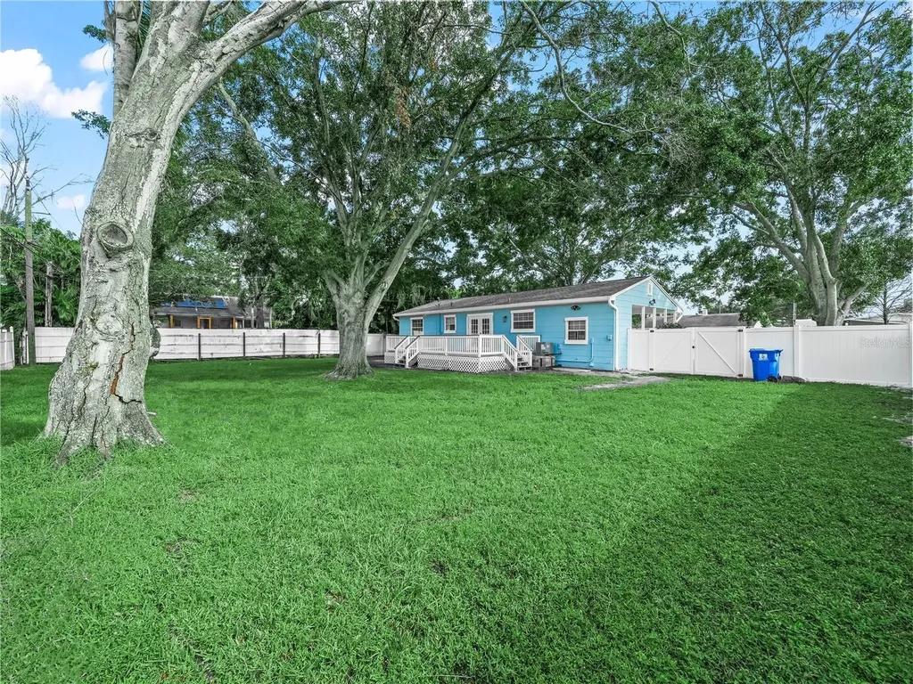 125 80th Avenue N St Petersburg FL 33702